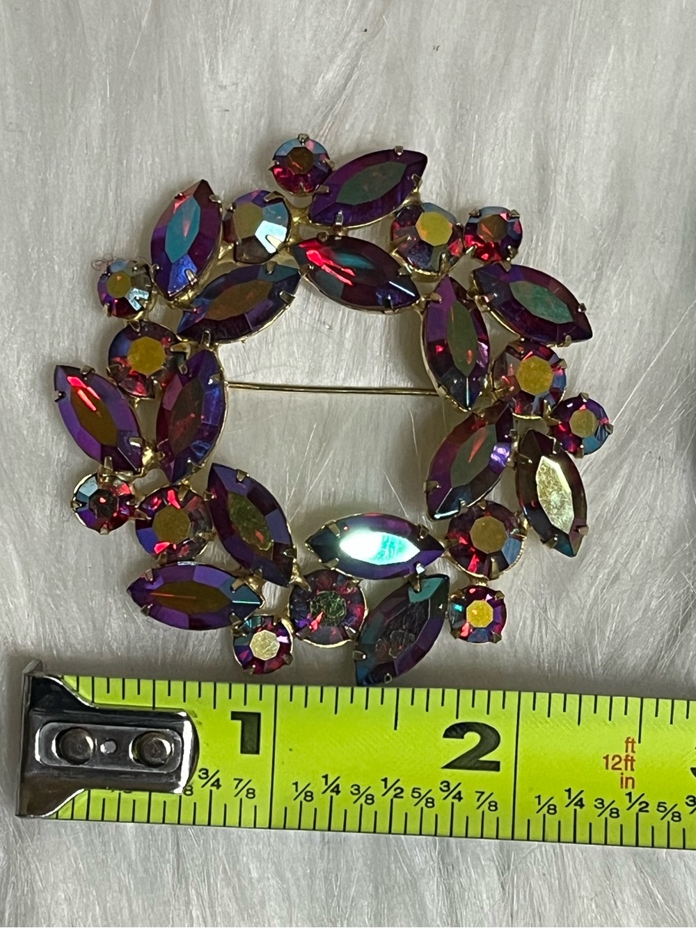 Large Weiss Rhinestone Brooch - Picture 9 of 9